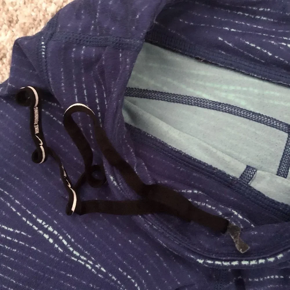Nike dri-fit crop capri leggings, size small p